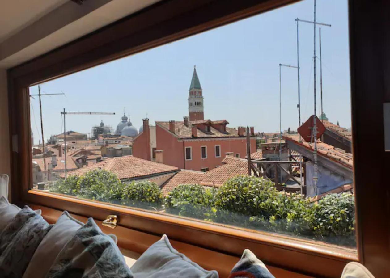 Penthouse With Rooftop Terrace And 360 Views Of - Venice5th Venezia