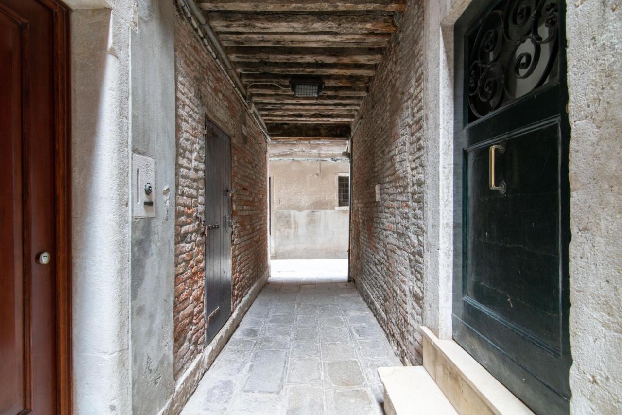 Penthouse With Rooftop Terrace And 360 Views Of - Venice5th Venezia