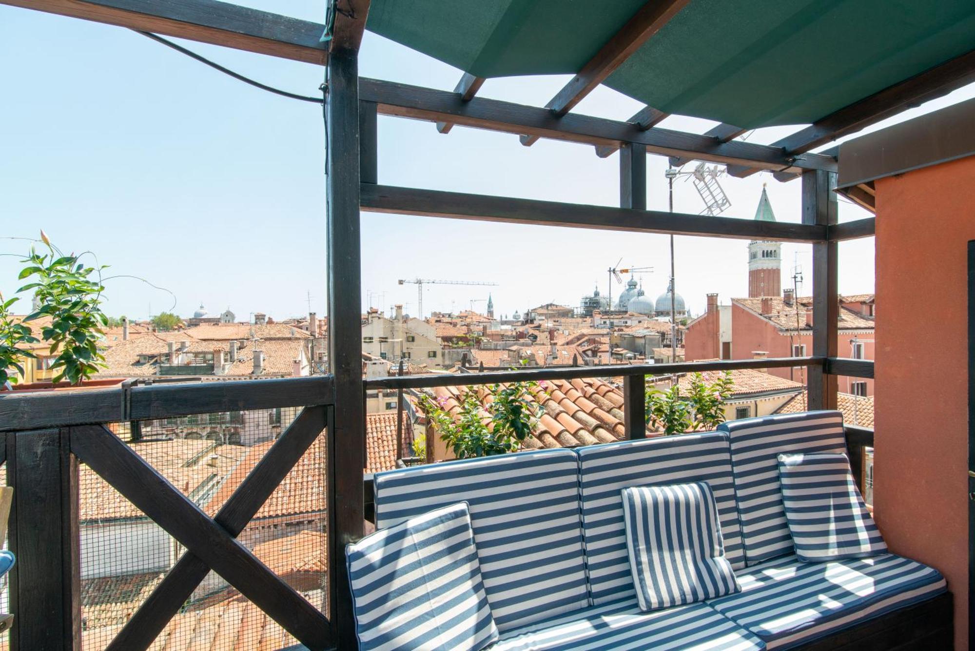 Appartamento Penthouse With Rooftop Terrace And 360 Views Of - Venice5th *